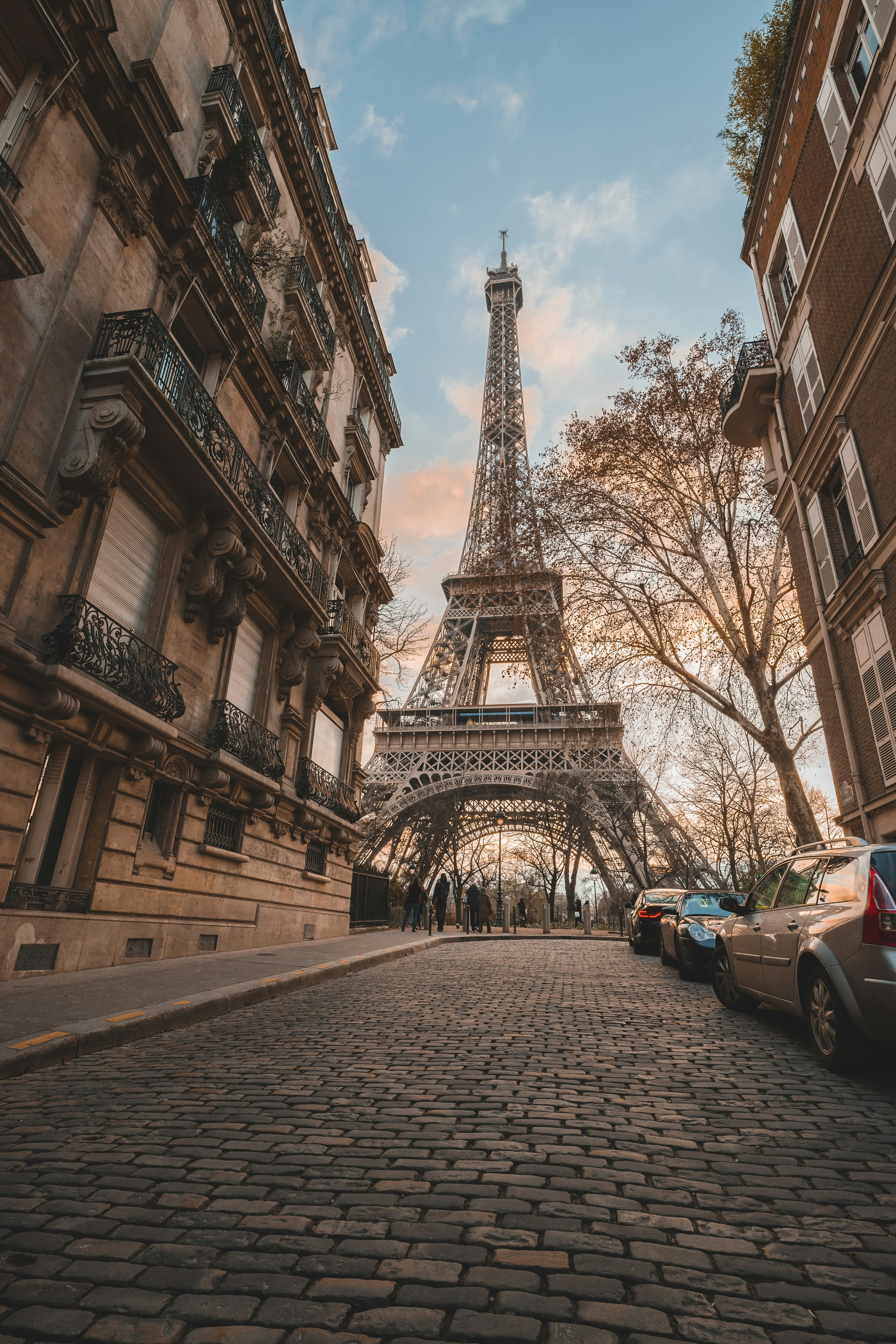 The Eiffel Tower in Paris. Photo from Cyril Mzn on Unsplash